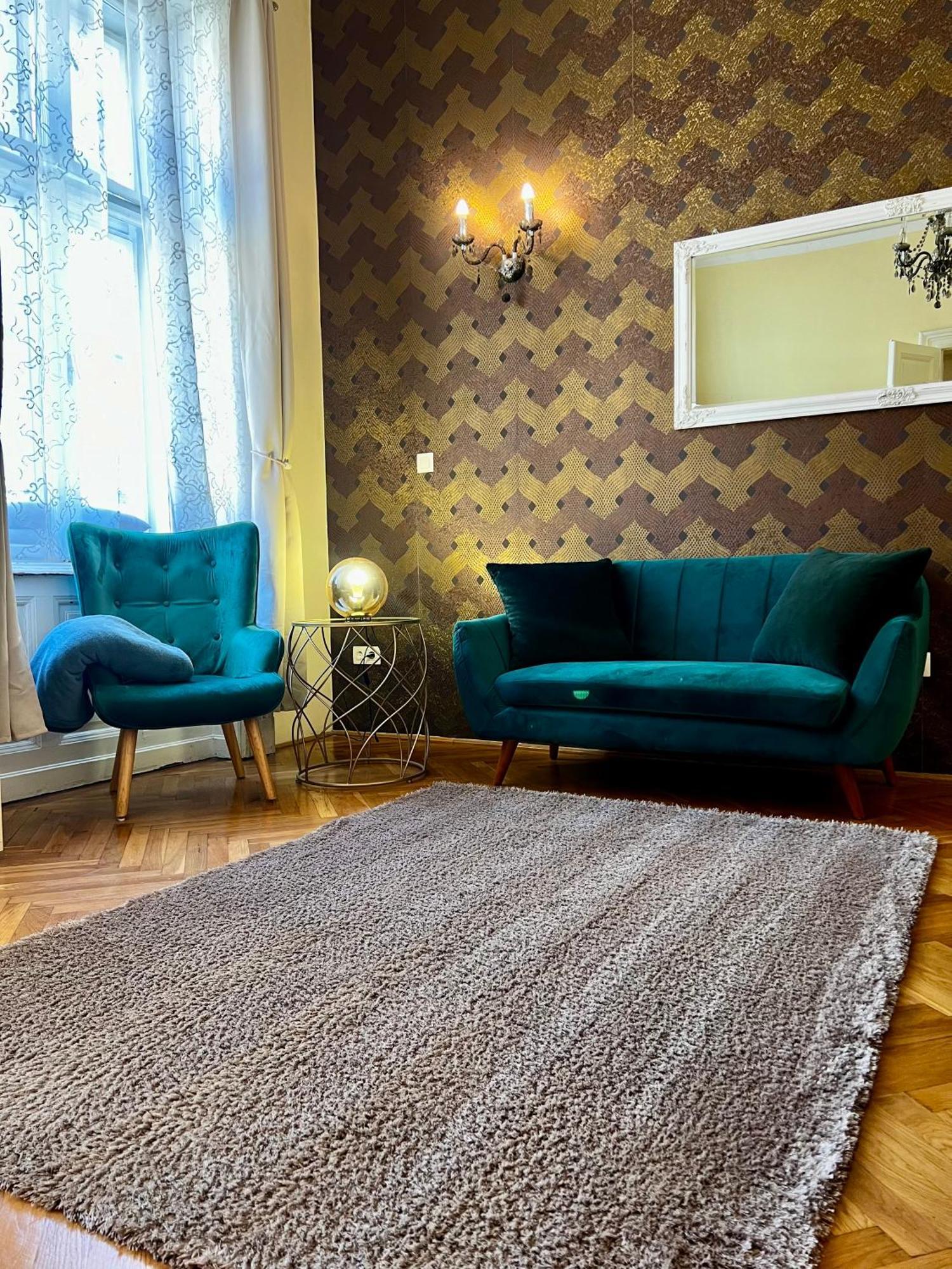 N38 By Small Apartmán